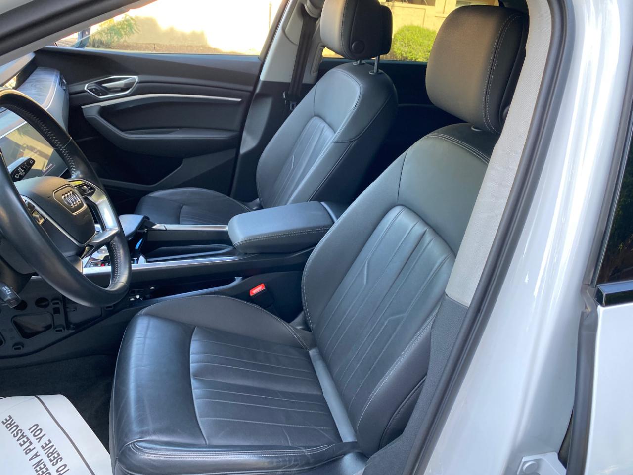 Audi E-Tron Premium quattro 2021