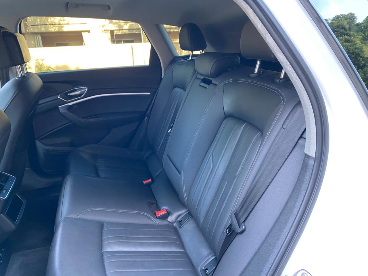 Audi E-Tron Premium quattro 2021