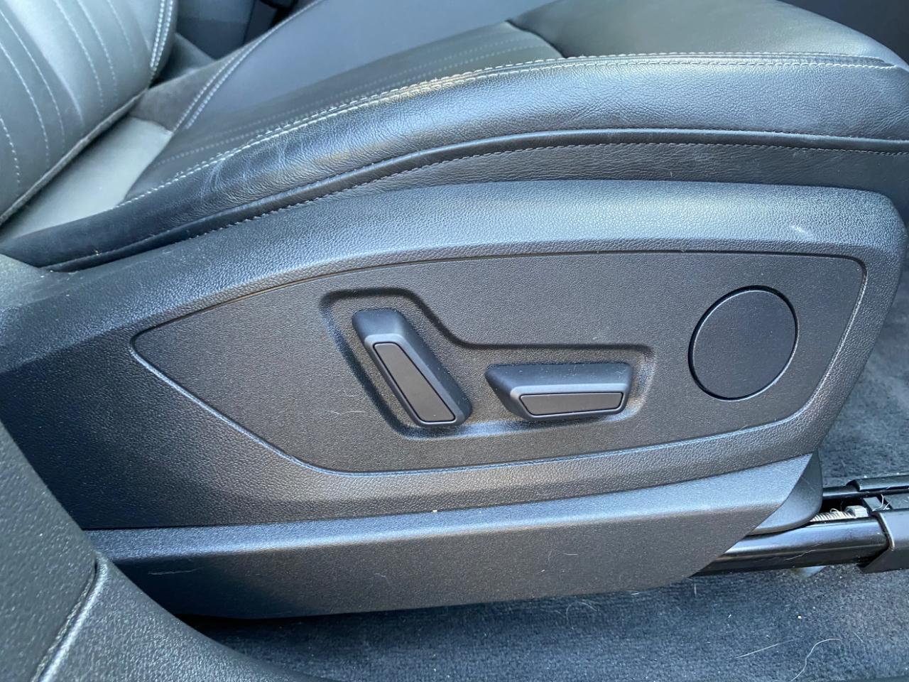 Audi E-Tron Premium quattro 2021