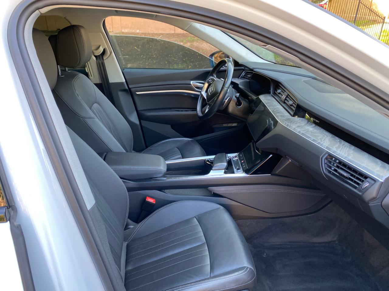 Audi E-Tron Premium quattro 2021