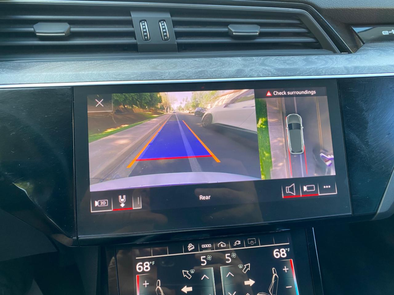 Audi E-Tron Premium quattro 2021