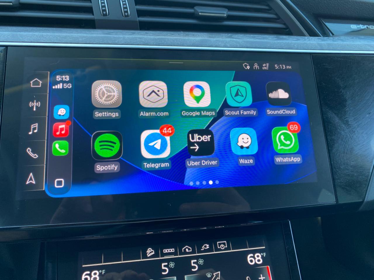 Audi E-Tron Premium quattro 2021