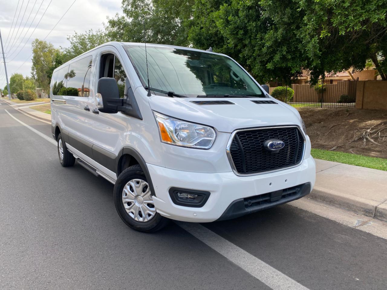 Ford Transit Passenger Wagon T-350 148" Low Roof XLT RWD 2022