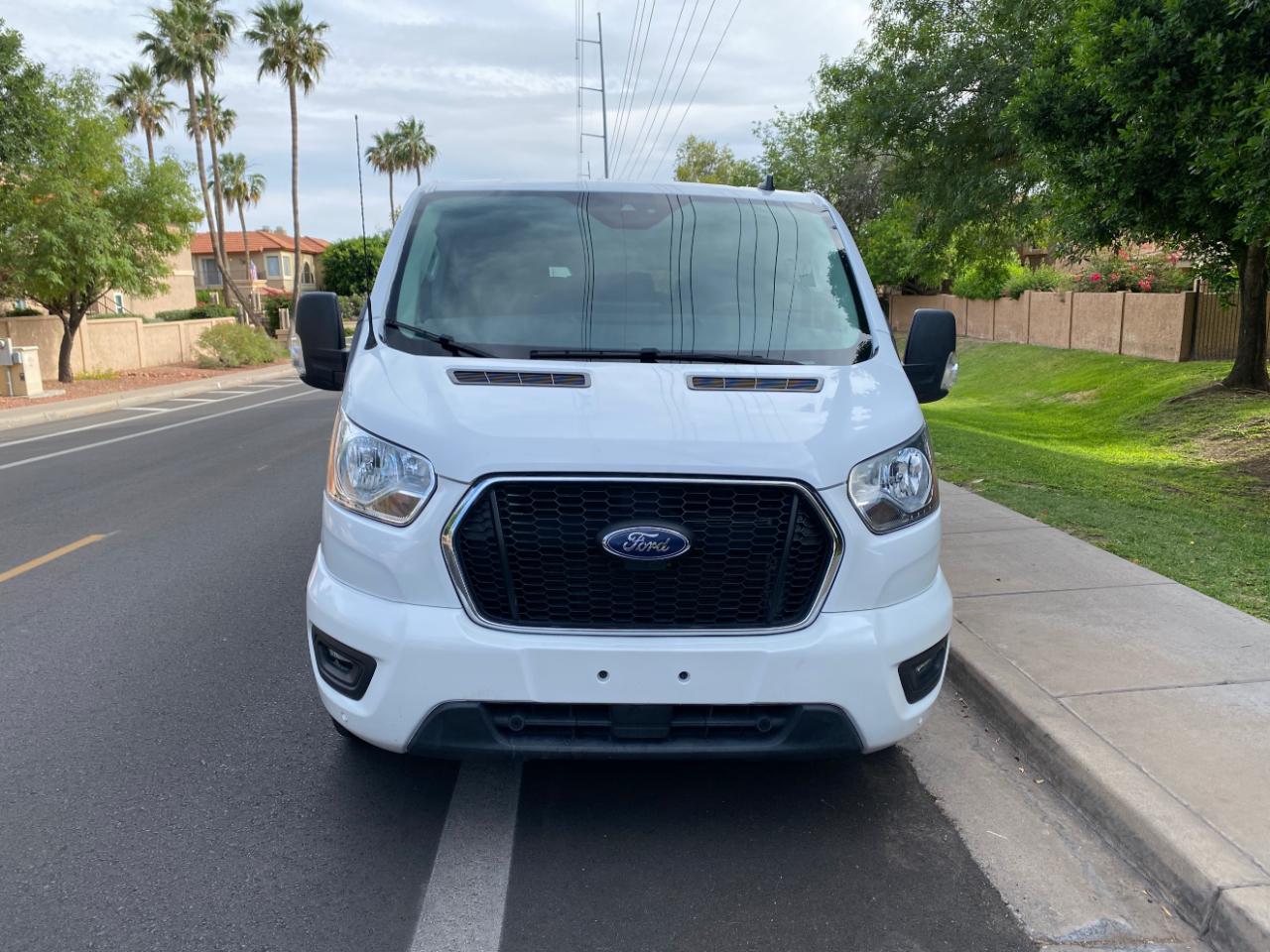 Ford Transit Passenger Wagon T-350 148" Low Roof XLT RWD 2022