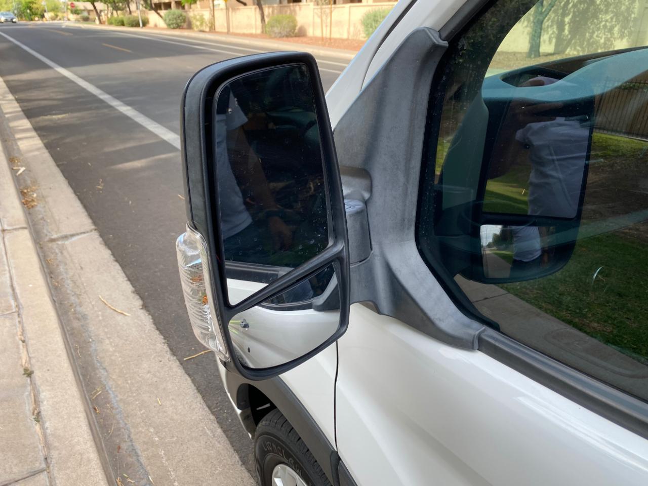 Ford Transit Passenger Wagon T-350 148" Low Roof XLT RWD 2022