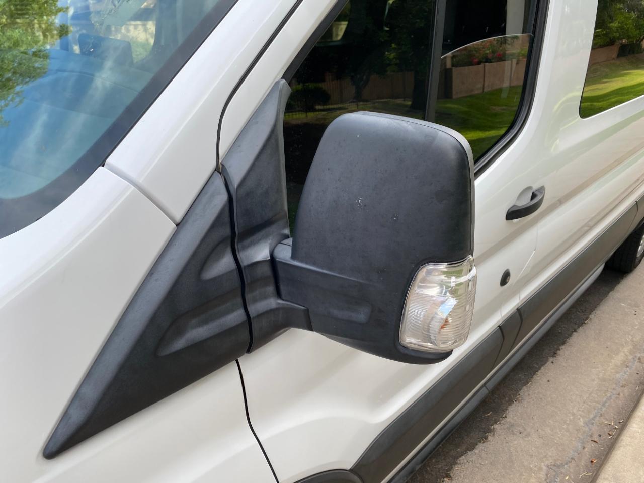 Ford Transit Passenger Wagon T-350 148" Low Roof XLT RWD 2022