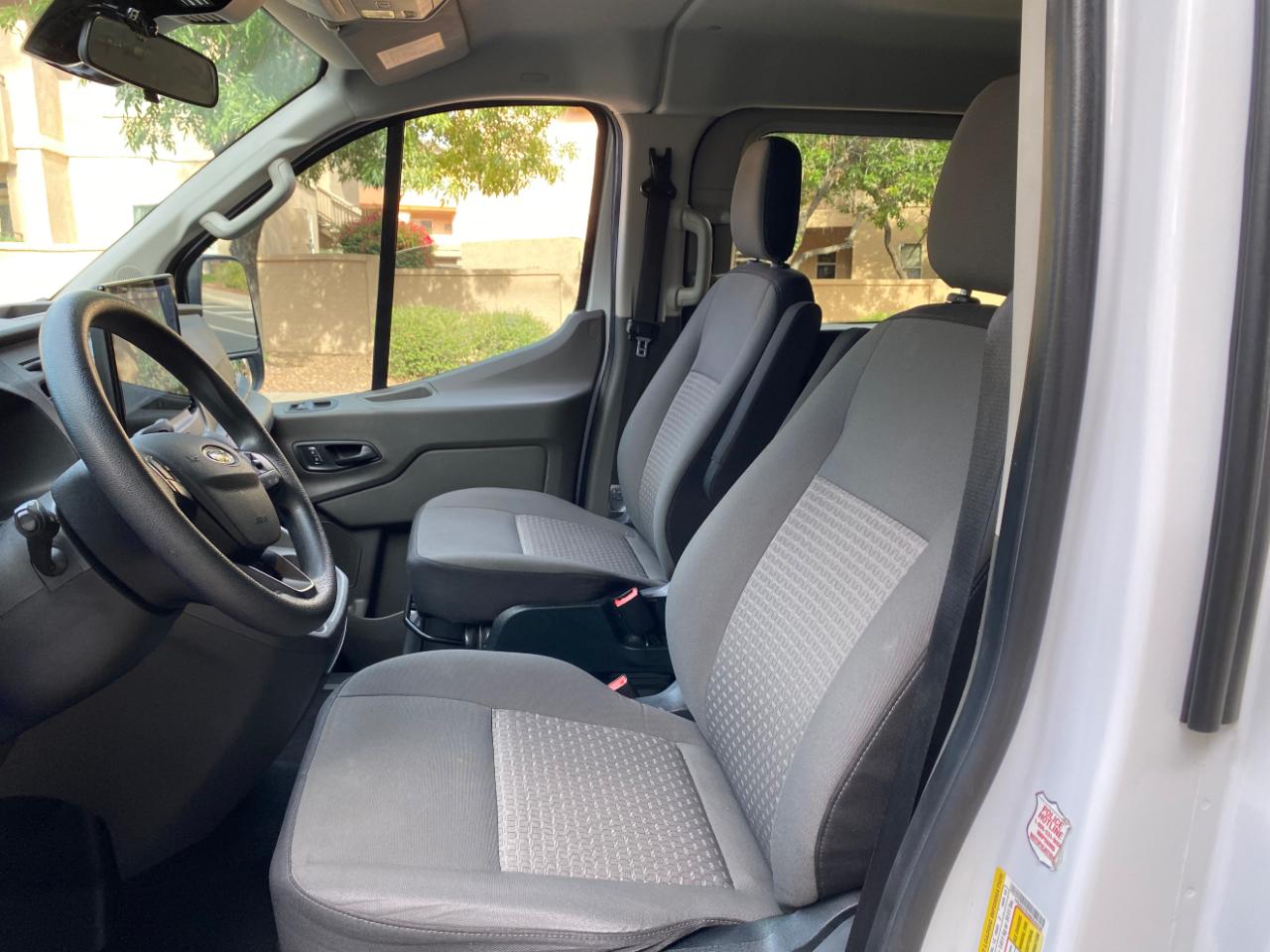 Ford Transit Passenger Wagon T-350 148" Low Roof XLT RWD 2022