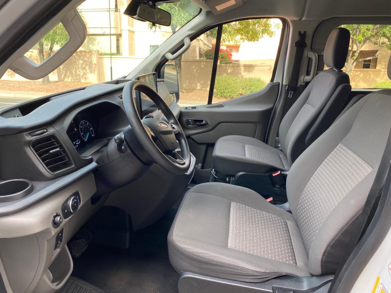 Ford Transit Passenger Wagon T-350 148" Low Roof XLT RWD 2022