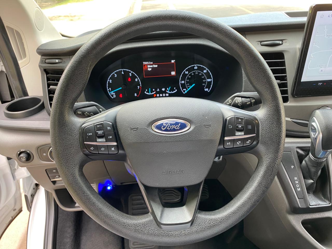 Ford Transit Passenger Wagon T-350 148" Low Roof XLT RWD 2022