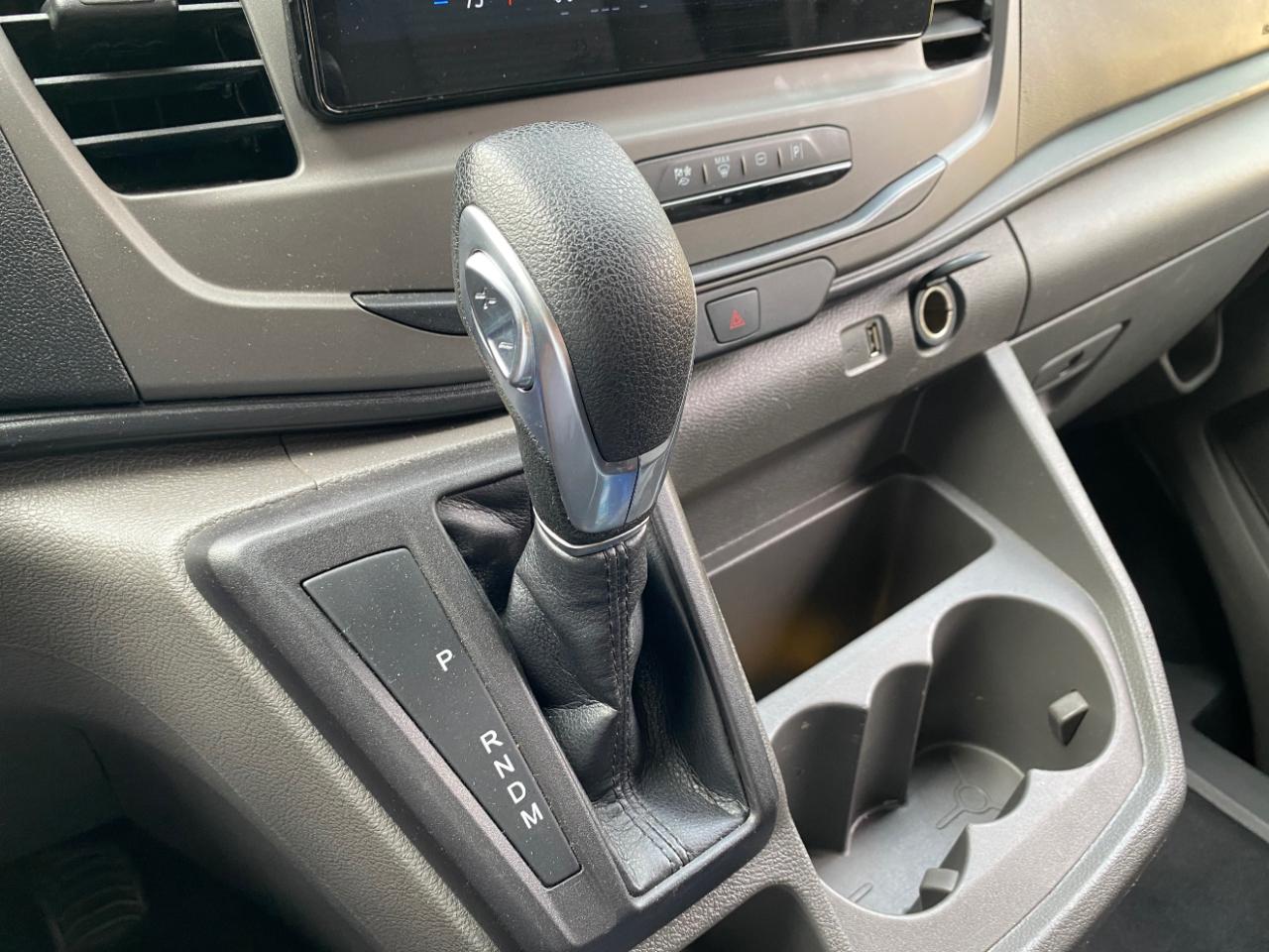 Ford Transit Passenger Wagon T-350 148" Low Roof XLT RWD 2022