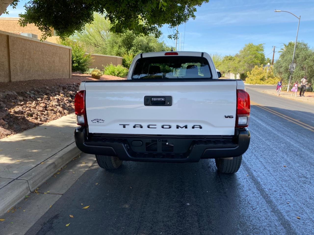 Toyota Tacoma SR5 Access Cab 6' Bed I4 4x2 AT (Natl) 2018