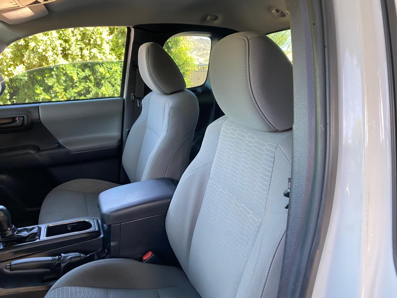 Toyota Tacoma SR5 Access Cab 6' Bed I4 4x2 AT (Natl) 2018