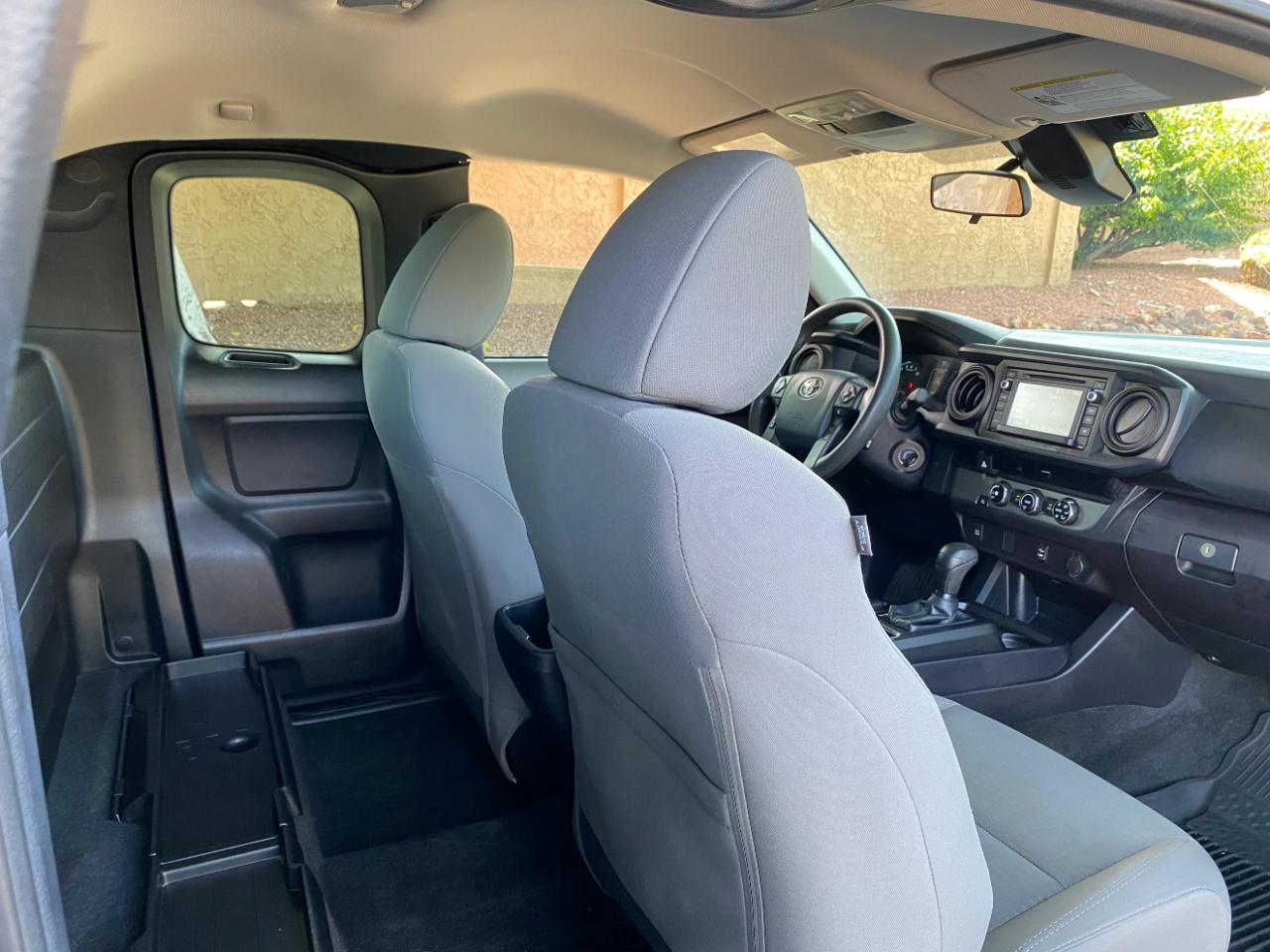 Toyota Tacoma SR5 Access Cab 6' Bed I4 4x2 AT (Natl) 2018