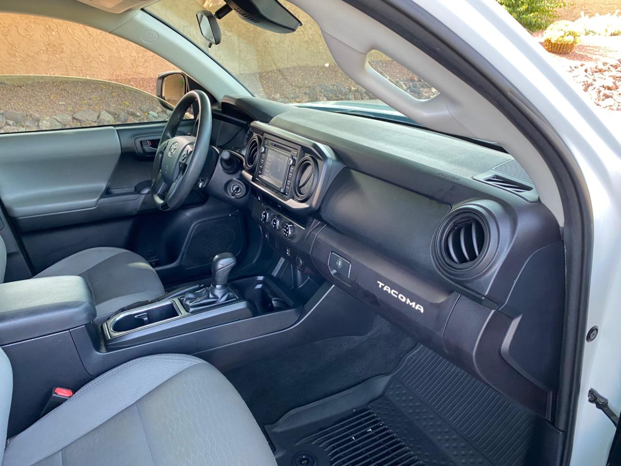 Toyota Tacoma SR5 Access Cab 6' Bed I4 4x2 AT (Natl) 2018