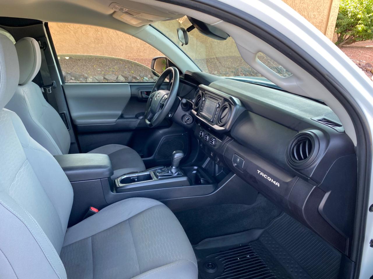 Toyota Tacoma SR5 Access Cab 6' Bed I4 4x2 AT (Natl) 2018