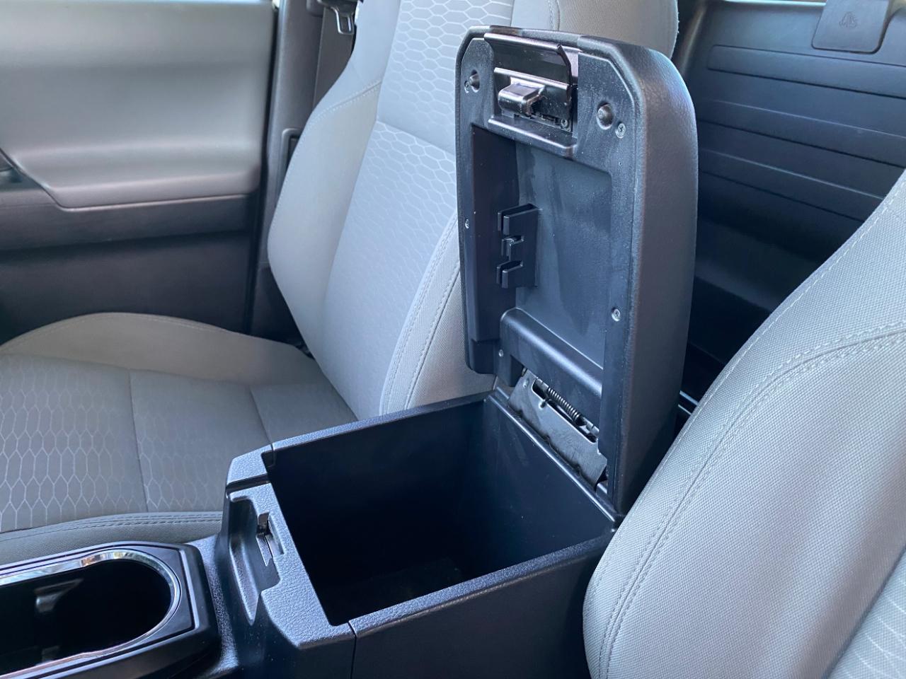 Toyota Tacoma SR5 Access Cab 6' Bed I4 4x2 AT (Natl) 2018