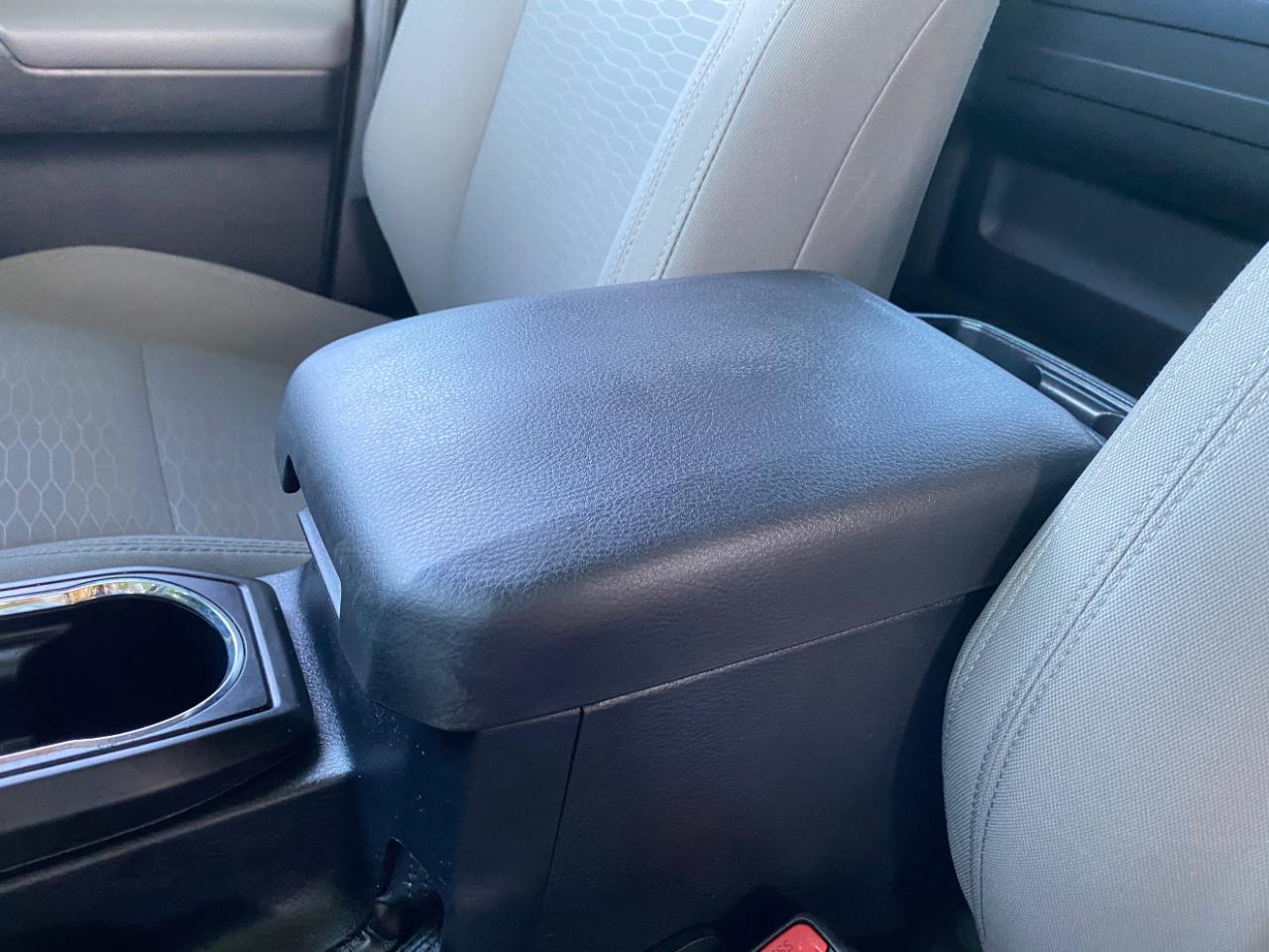 Toyota Tacoma SR5 Access Cab 6' Bed I4 4x2 AT (Natl) 2018