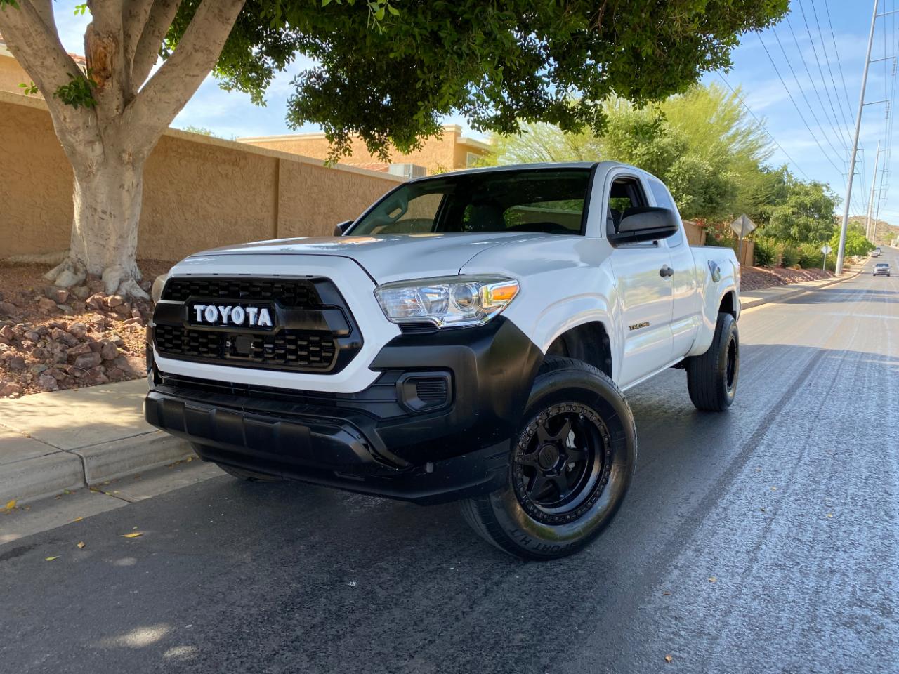 Toyota Tacoma SR5 Access Cab 6' Bed I4 4x2 AT (Natl) 2018