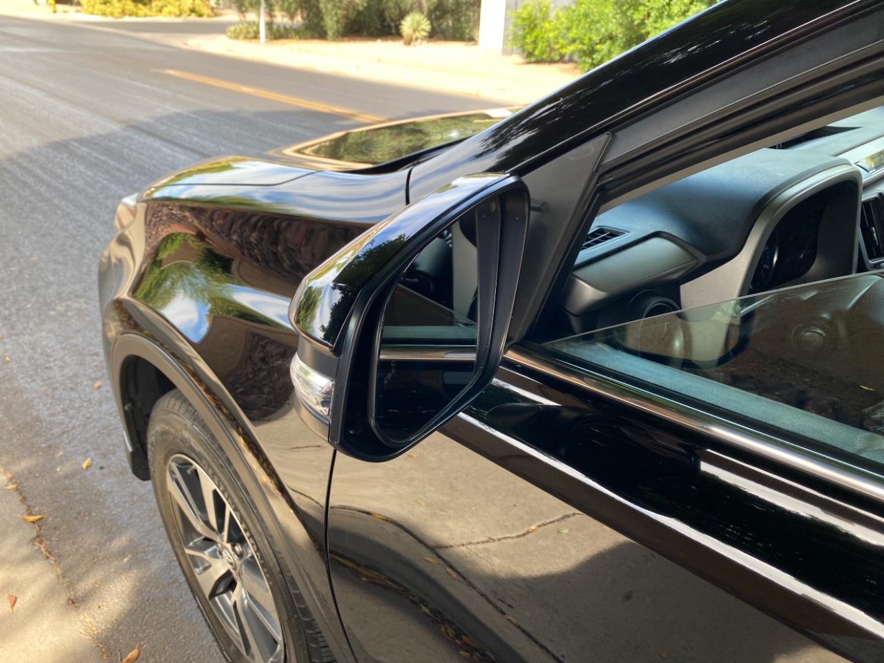 Toyota RAV4 AWD 4dr XLE (Natl) 2016