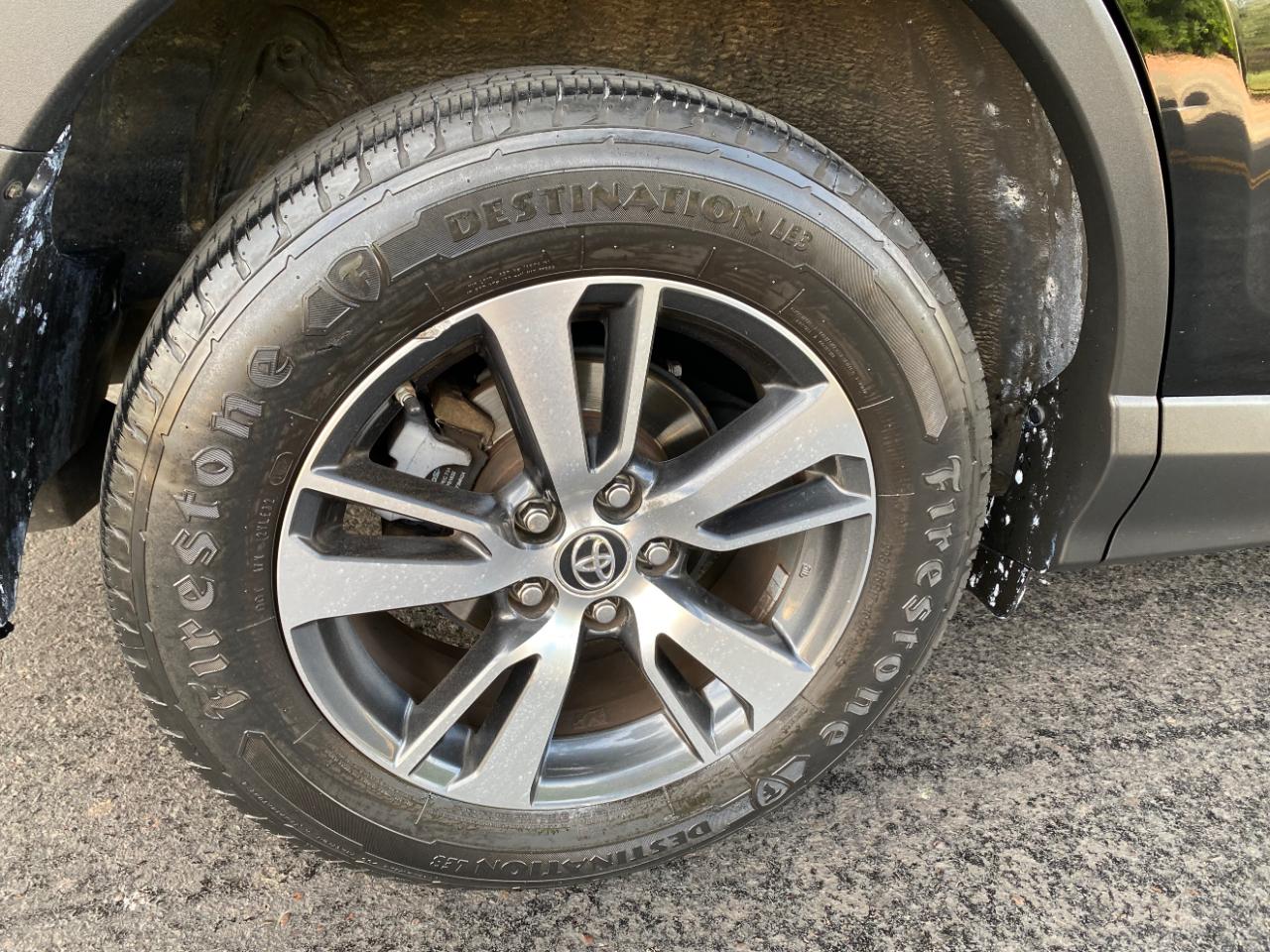 Toyota RAV4 AWD 4dr XLE (Natl) 2016