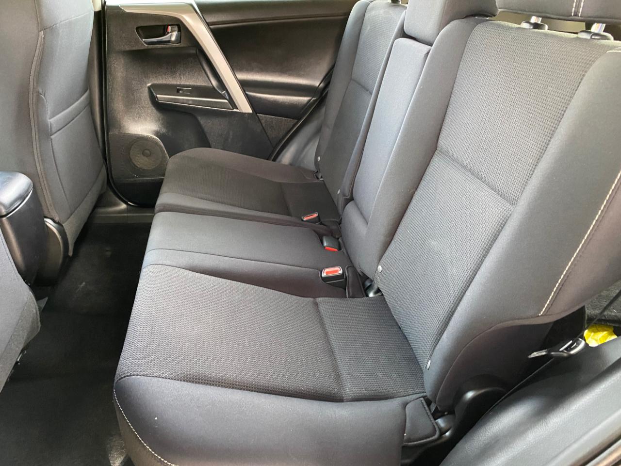 Toyota RAV4 AWD 4dr XLE (Natl) 2016