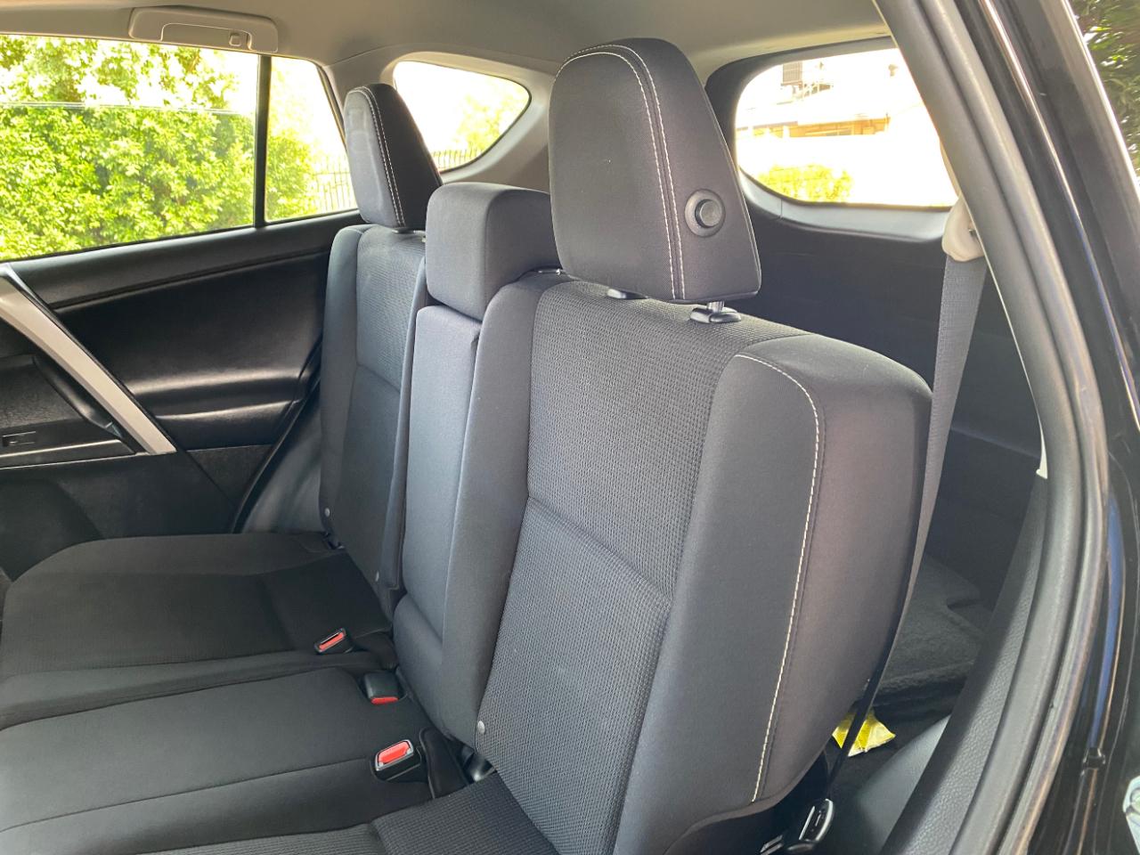 Toyota RAV4 AWD 4dr XLE (Natl) 2016