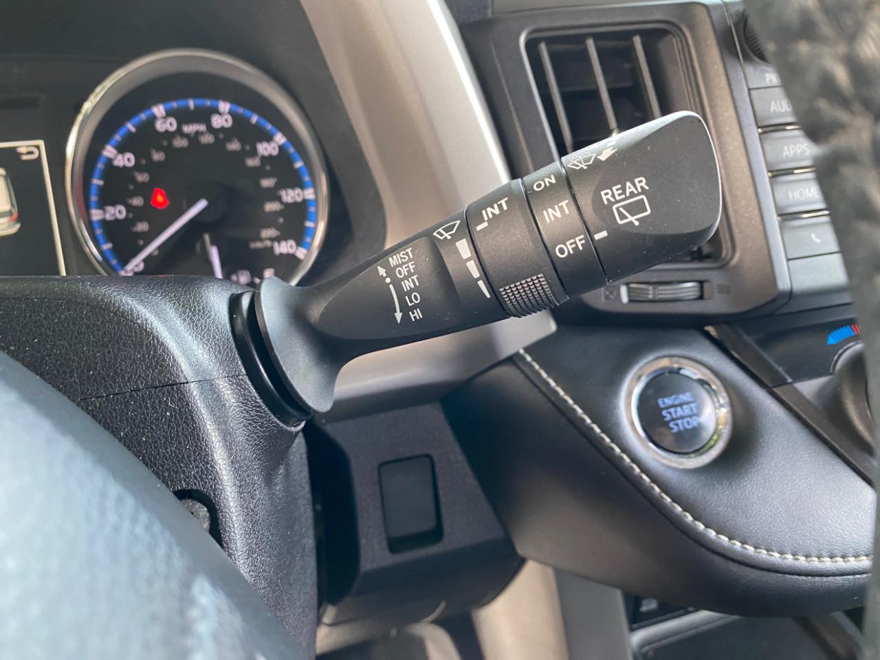 Toyota RAV4 AWD 4dr XLE (Natl) 2016