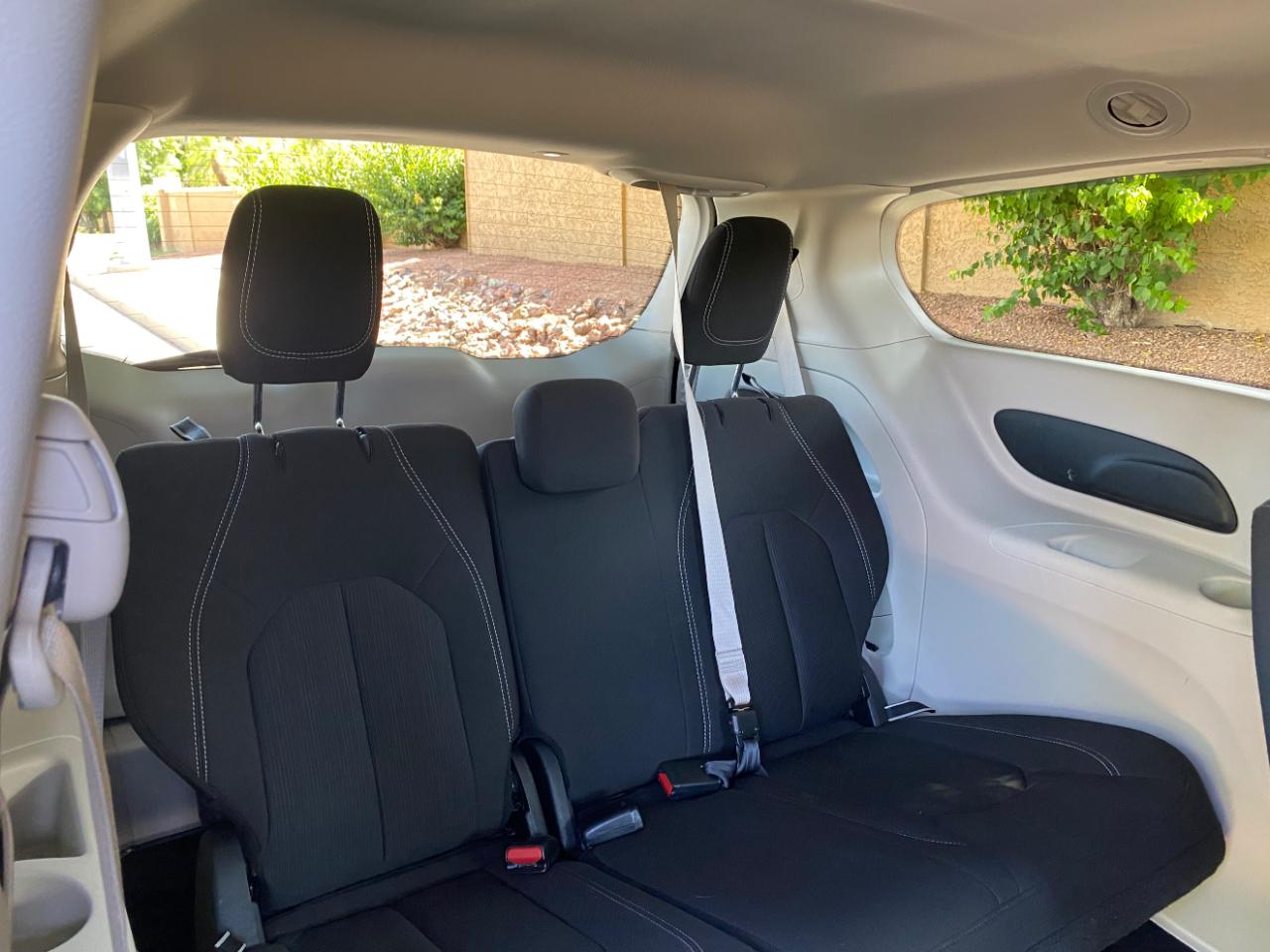 Chrysler Voyager LX FWD 2023