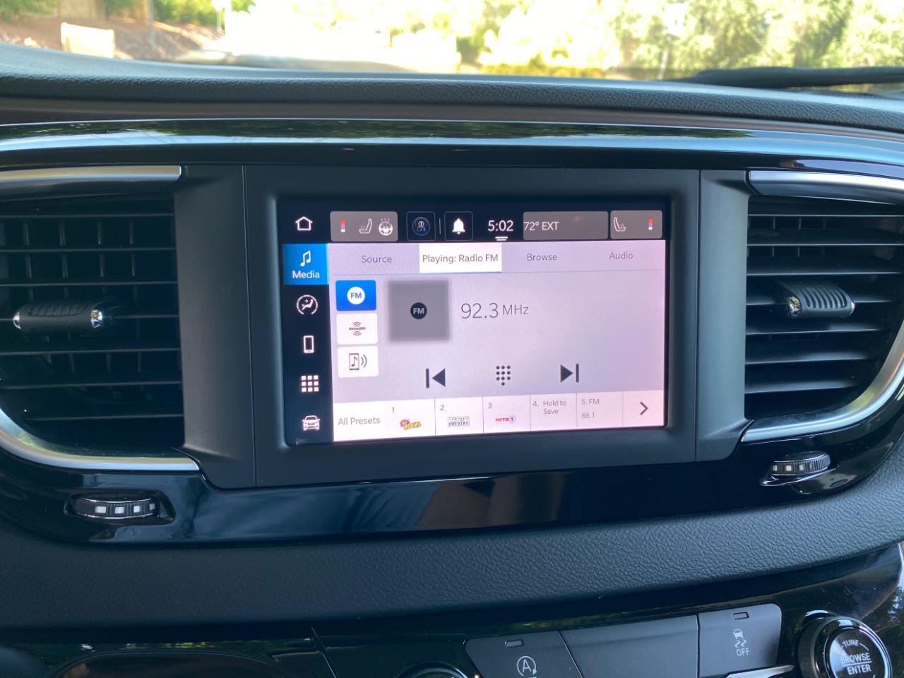 Chrysler Voyager LX FWD 2023