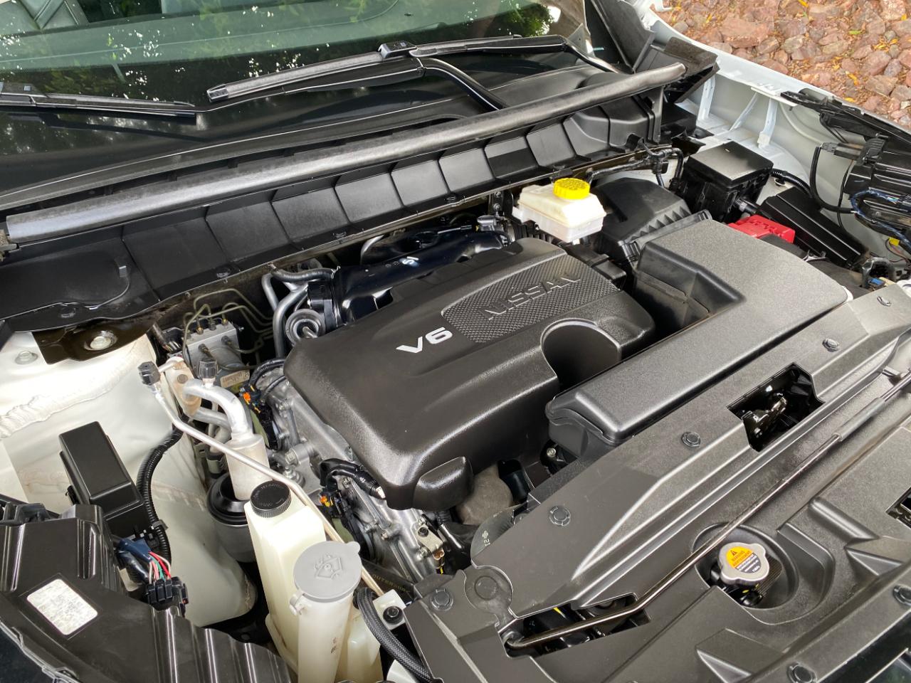 Nissan Pathfinder SL 2WD 2024