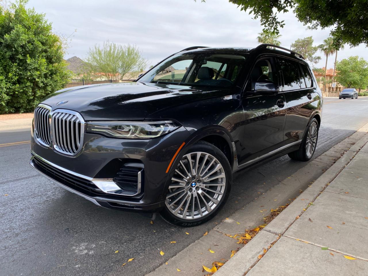 BMW X7 xDrive40i Sports Activity Vehicle 2020