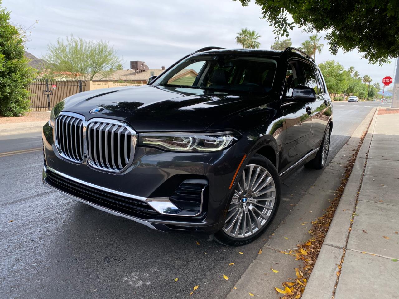 BMW X7 xDrive40i Sports Activity Vehicle 2020