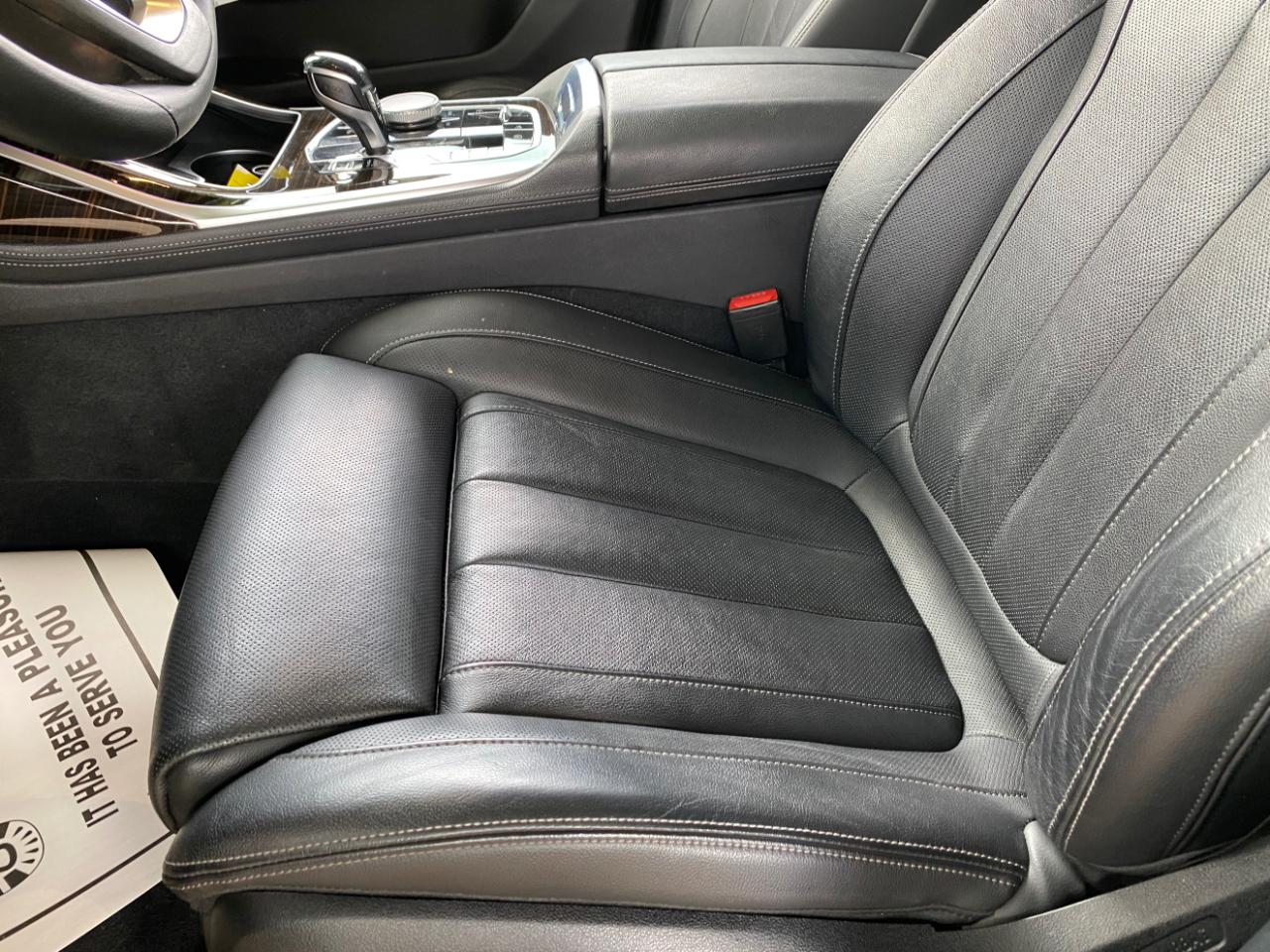 BMW X7 xDrive40i Sports Activity Vehicle 2020