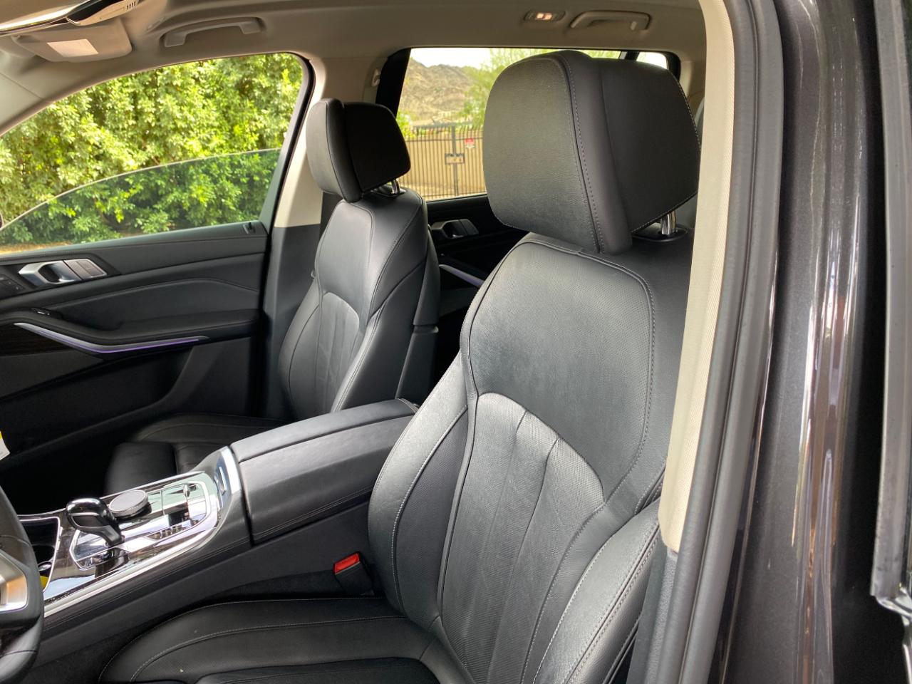 BMW X7 xDrive40i Sports Activity Vehicle 2020