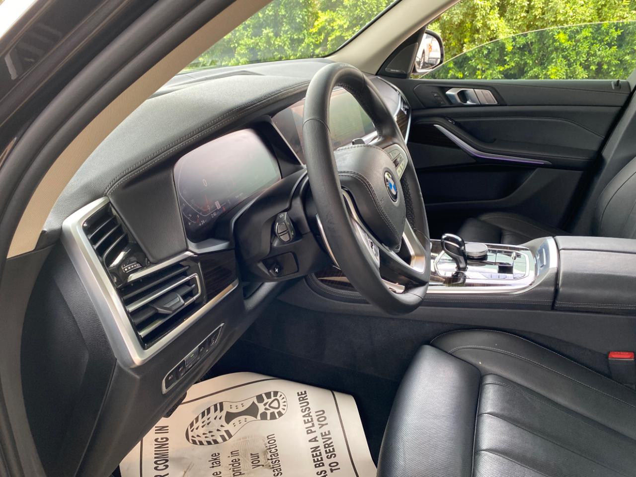 BMW X7 xDrive40i Sports Activity Vehicle 2020