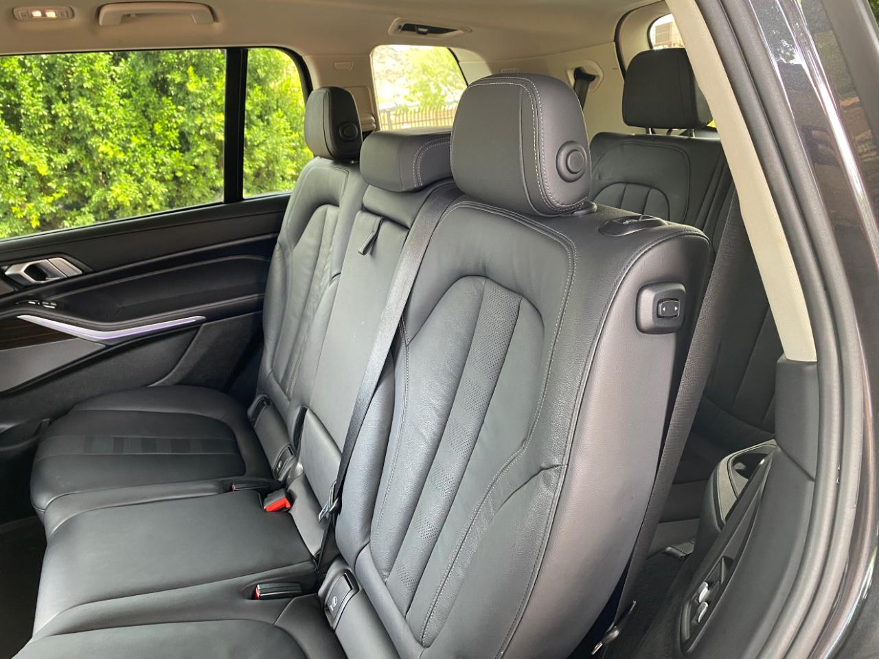 BMW X7 xDrive40i Sports Activity Vehicle 2020