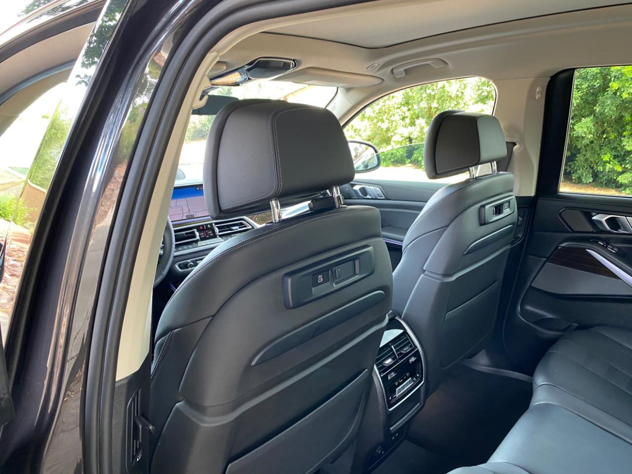 BMW X7 xDrive40i Sports Activity Vehicle 2020