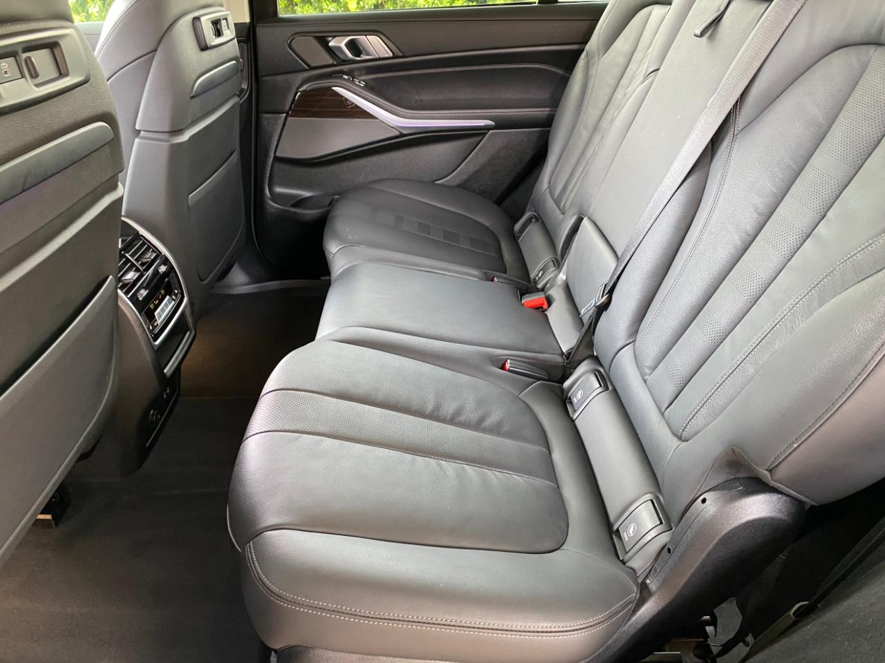 BMW X7 xDrive40i Sports Activity Vehicle 2020