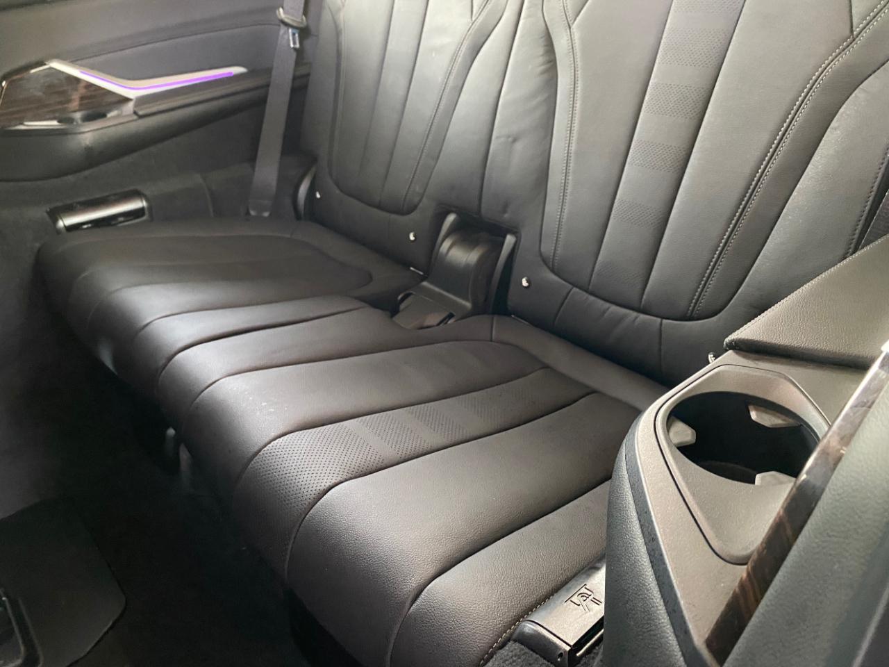 BMW X7 xDrive40i Sports Activity Vehicle 2020