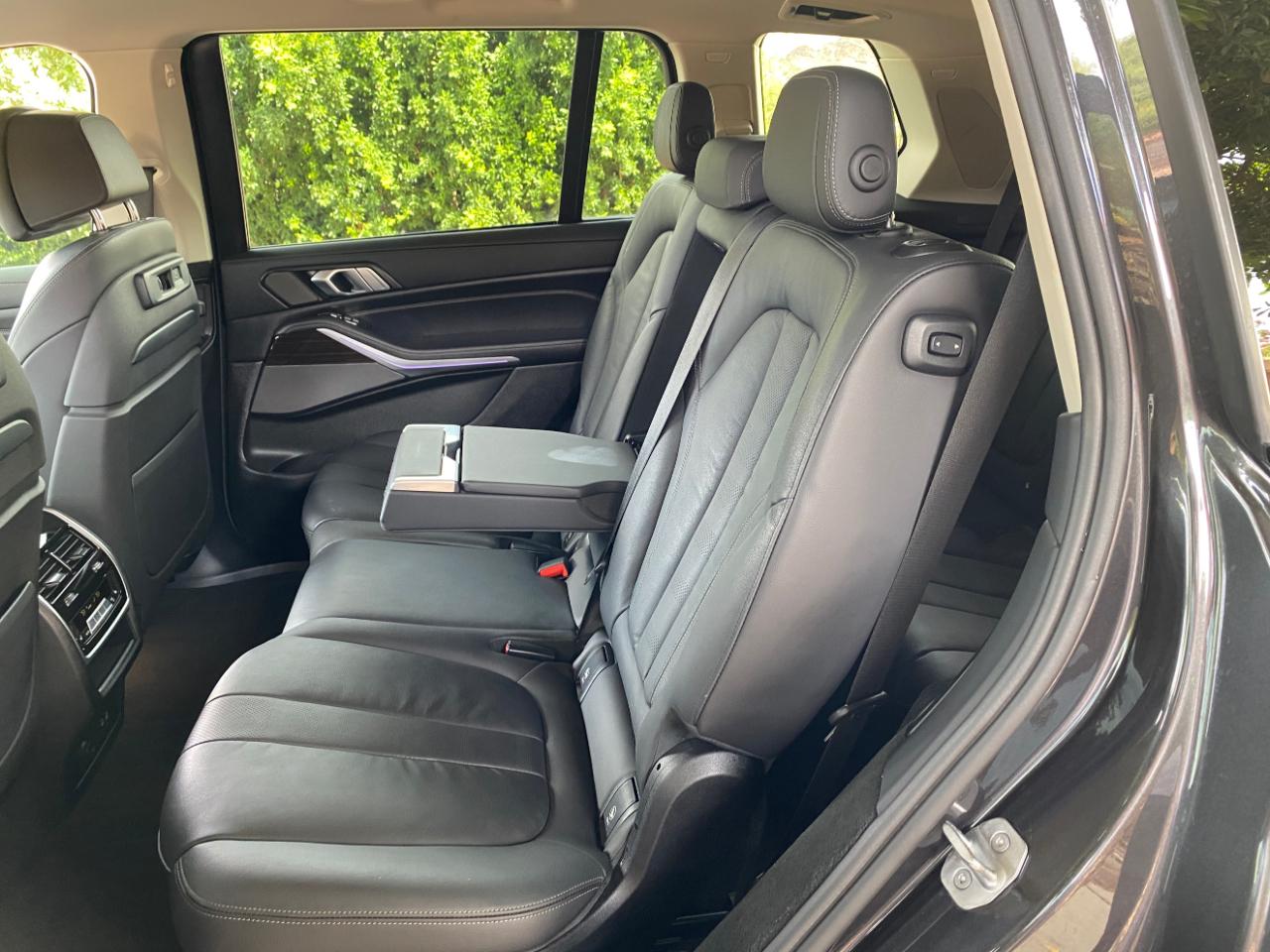 BMW X7 xDrive40i Sports Activity Vehicle 2020