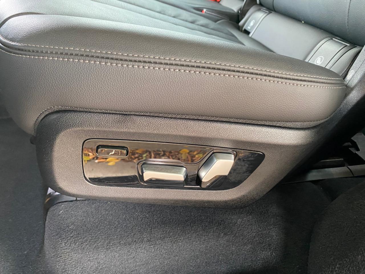 BMW X7 xDrive40i Sports Activity Vehicle 2020