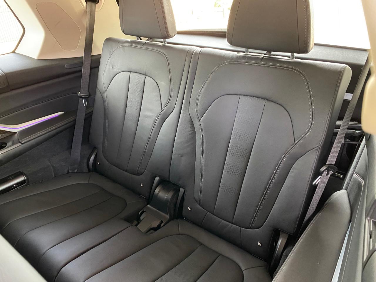 BMW X7 xDrive40i Sports Activity Vehicle 2020