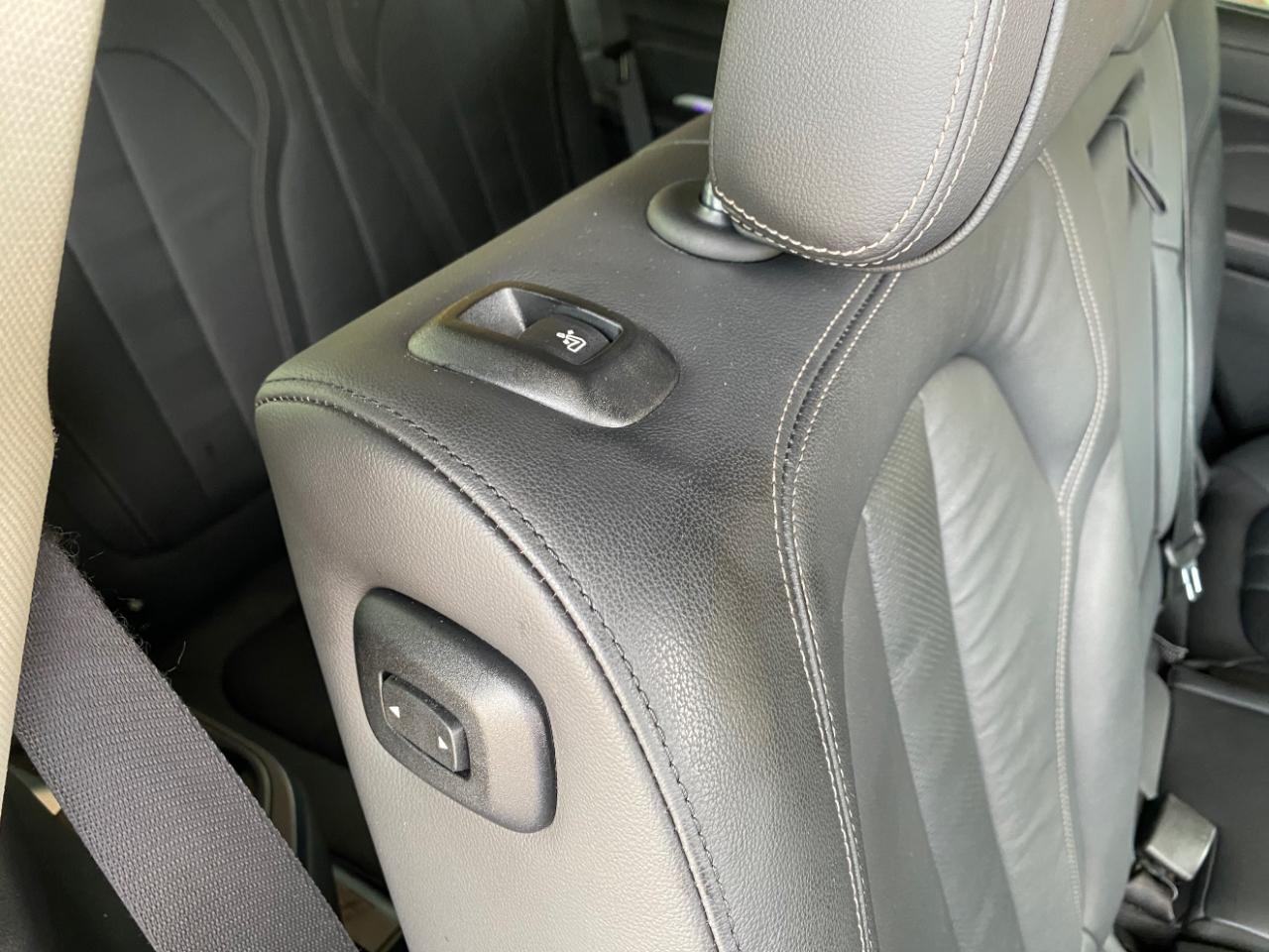 BMW X7 xDrive40i Sports Activity Vehicle 2020