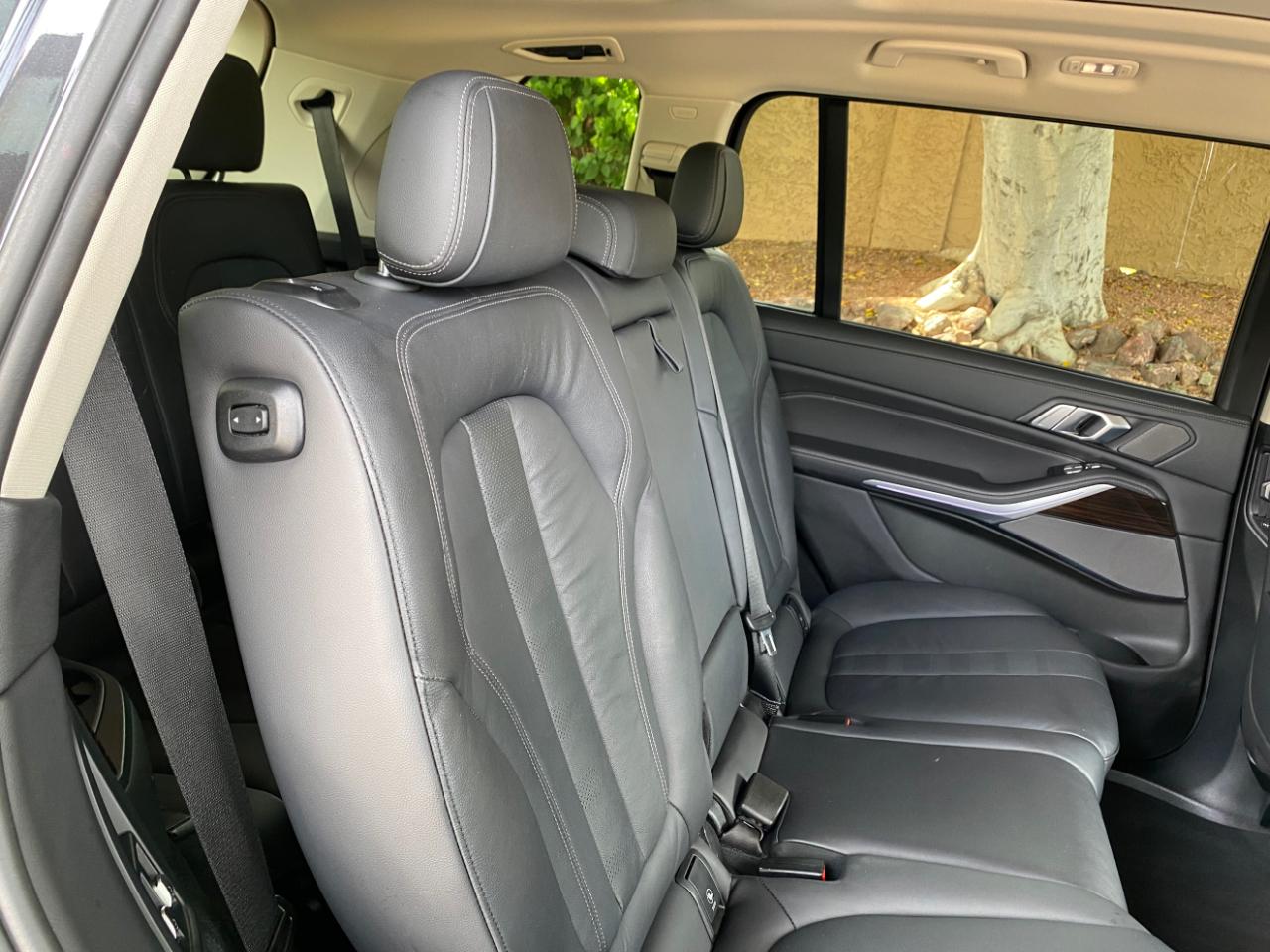 BMW X7 xDrive40i Sports Activity Vehicle 2020