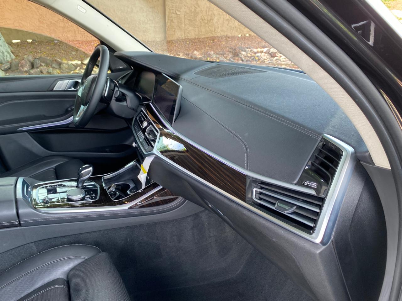 BMW X7 xDrive40i Sports Activity Vehicle 2020