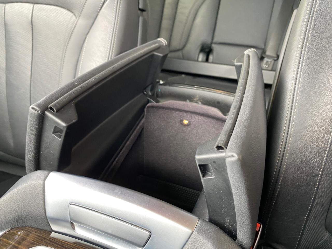 BMW X7 xDrive40i Sports Activity Vehicle 2020