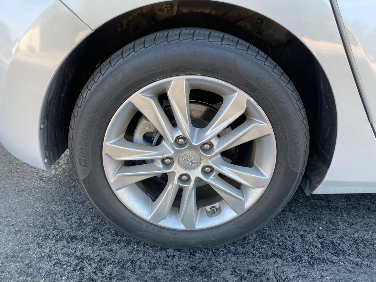 Hyundai Elantra GT 5dr HB Auto 2014