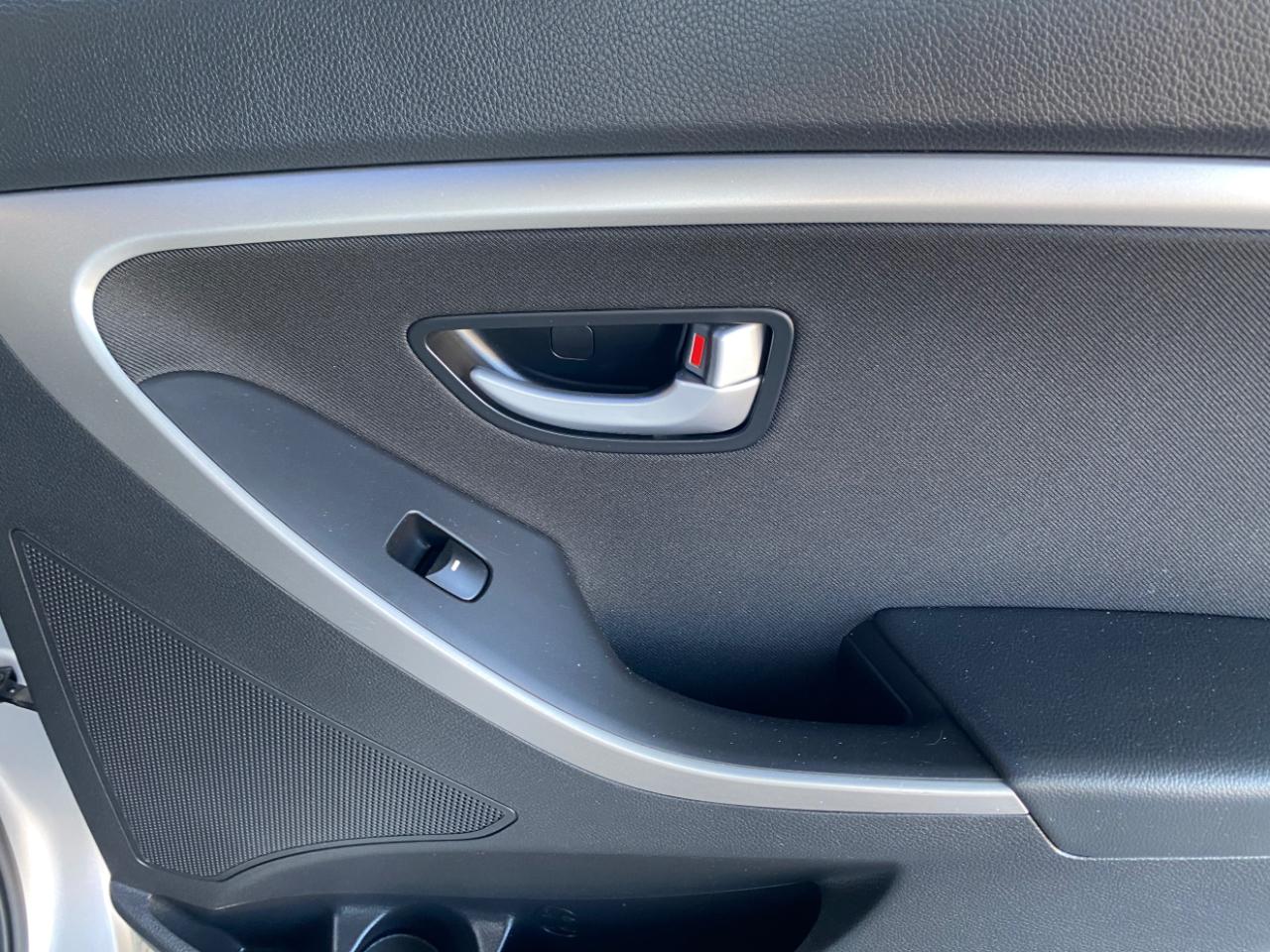 Hyundai Elantra GT 5dr HB Auto 2014