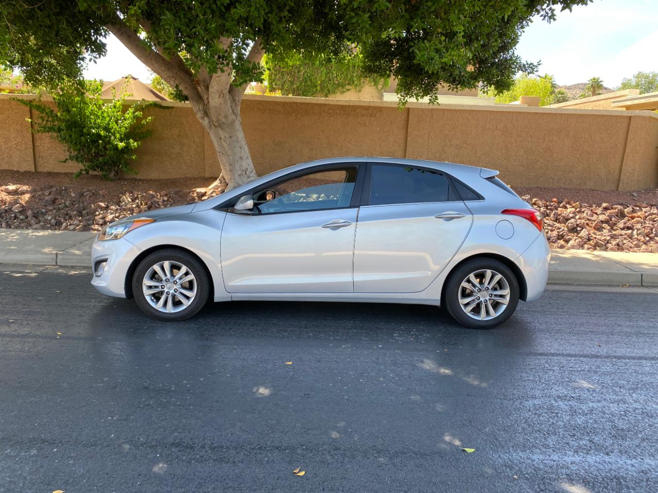 Hyundai Elantra GT 5dr HB Auto 2014