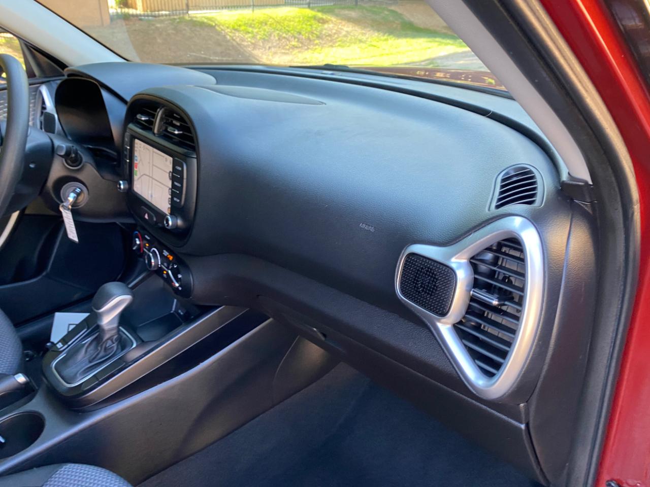 Kia Soul LX IVT 2023